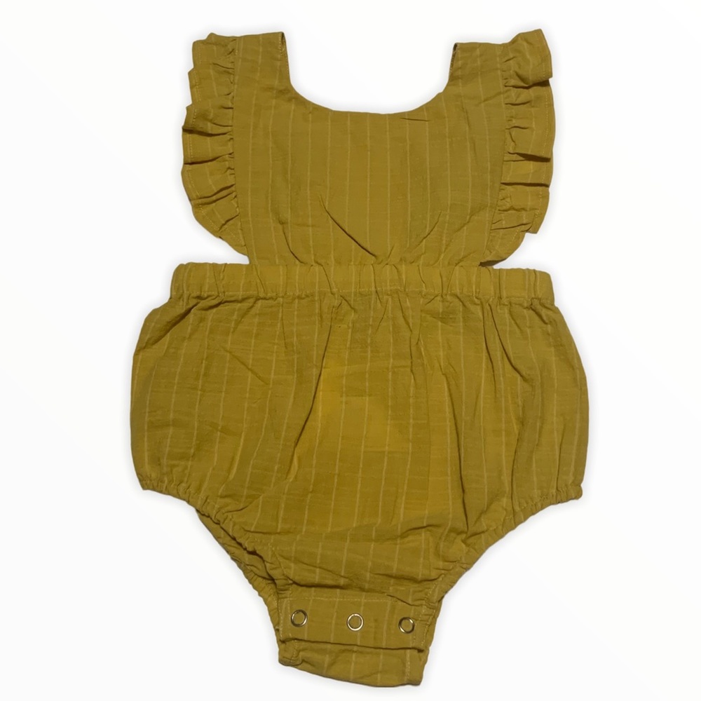 NWT Ruffle Pinafore Romper (12/18 mo)